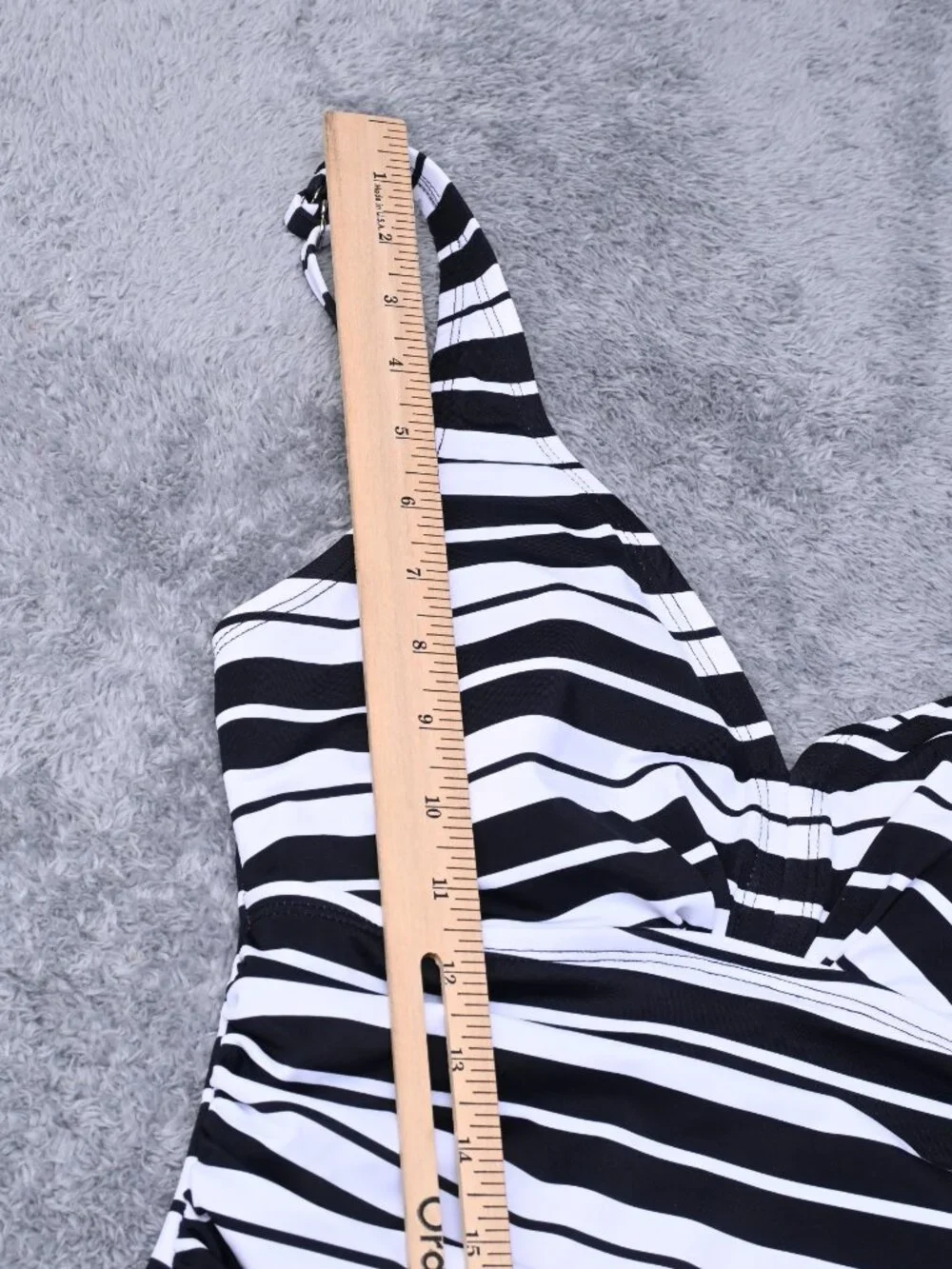 Swim Solutions Striped Tummy-Control Bust Support Swimsuit Women's Size 8 $86 - Picture 12 of 14